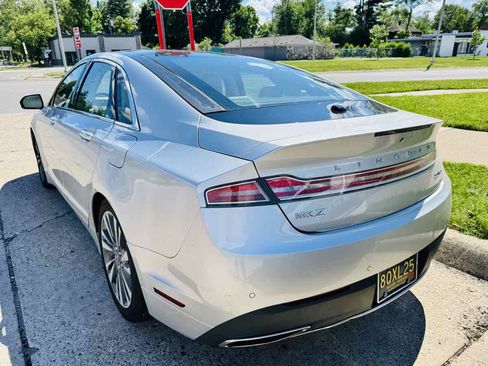 Used 2017 Lincoln MKZ Reserve w/ Climate Package AWD/4WD image 6