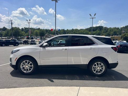 Used 2022 Chevrolet Equinox LT image 1