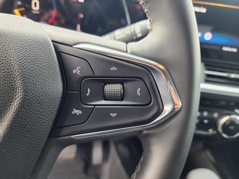 Used 2024 Chevrolet Trax ACTIV w/ Driver Confidence Package image 28