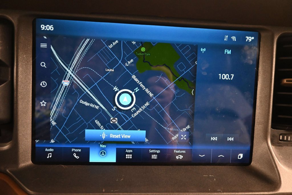 Used 2024 Ford Bronco Outer Banks AWD/4WD image 19