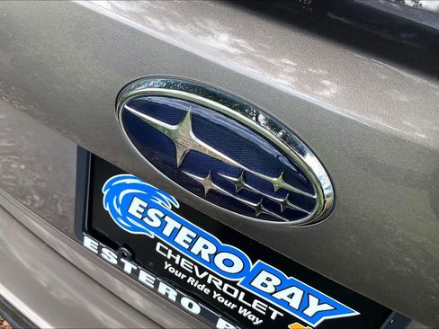 Used 2023 Subaru Forester Premium AWD/4WD image 9