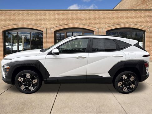 Certified 2025 Hyundai Kona SEL AWD/4WD image 7