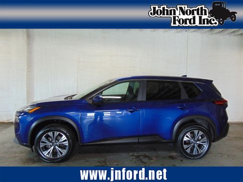 Used 2023 Nissan Rogue SV FWD image 1