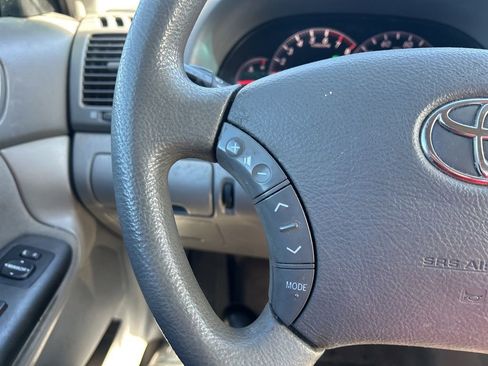 Used 2006 Toyota Camry LE image 23