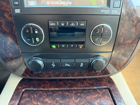 Used 2012 GMC Yukon Denali image 15