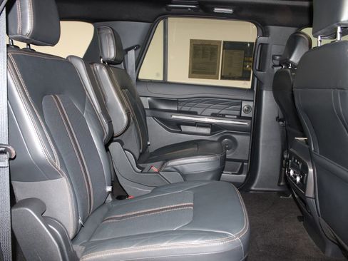 Used 2023 Ford Expedition Max Platinum image 35