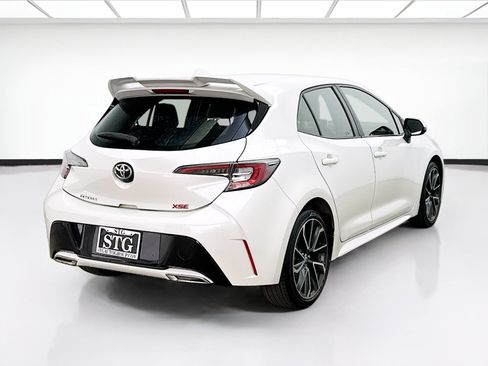 Used 2019 Toyota Corolla XSE FWD image 4