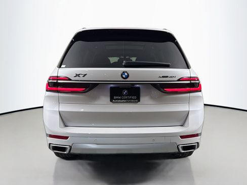 Certified 2023 BMW X7 xDrive40i w/ Premium Package image 7