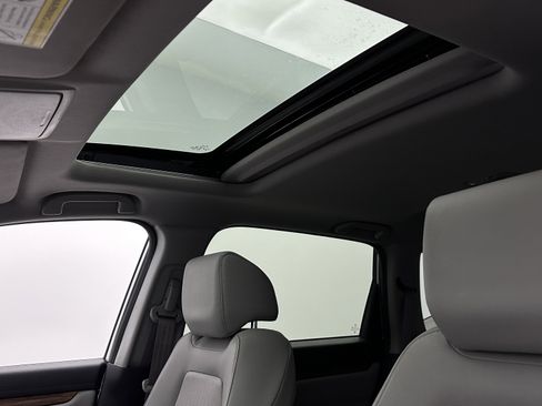 Used 2022 Honda CR-V EX-L image 4