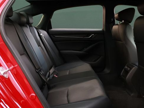 Used 2021 Honda Accord Sport image 23