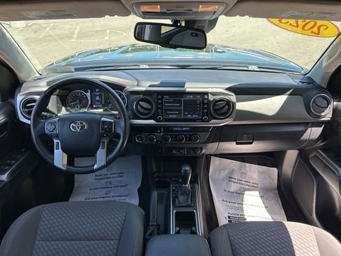 Used 2023 Toyota Tacoma SR5 AWD/4WD image 18