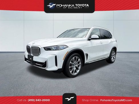 Used 2025 BMW X5 xDrive50e AWD/4WD image 1
