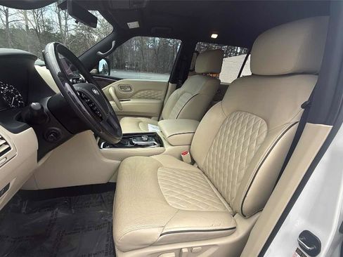Used 2023 INFINITI QX80 Sensory w/ All-Season Package image 38
