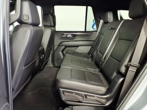Used 2025 Chevrolet Tahoe LT AWD/4WD image 8