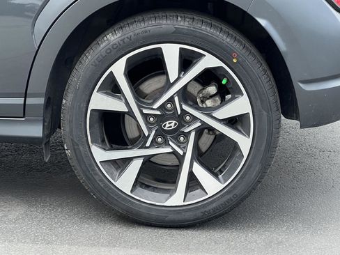 Certified 2022 Hyundai Kona Limited w/ Cargo Package AWD/4WD image 14