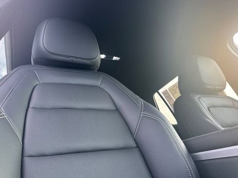 New 2026 GMC Terrain Elevation w/ Elevation Premium Package image 19