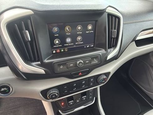 Used 2018 GMC Terrain SLE image 15