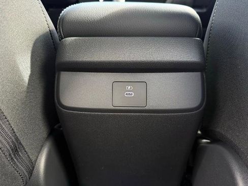 New 2026 Nissan Sentra SV w/ SV Convenience Package FWD image 11