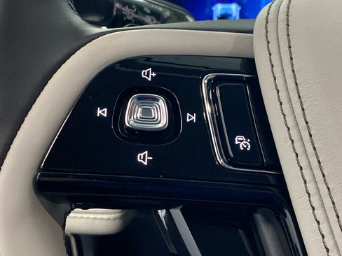 New 2026 Lincoln Aviator AWD image 20