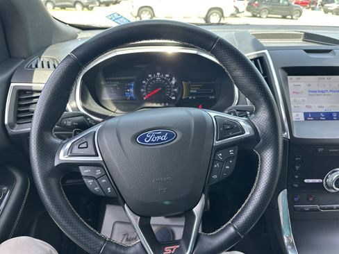 Used 2020 Ford Edge ST w/ Equipment Group 401A AWD/4WD image 3
