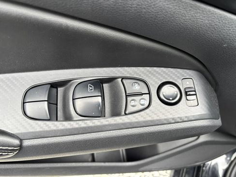 Used 2022 Nissan Altima 2.5 SV FWD image 14