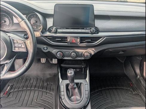 Used 2021 Kia Forte GT image 10