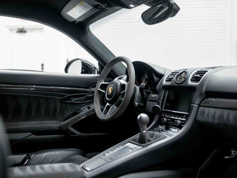 Used 2016 Porsche Cayman GT4 RWD image 58