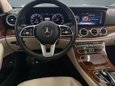 Used 2020 Mercedes-Benz E 350 E 350 w/ Parking Assistance Package image 25