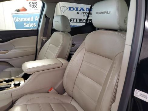 Used 2019 GMC Acadia Denali FWD image 18