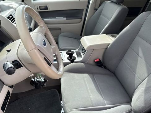 Used 2009 Ford Escape XLT image 20