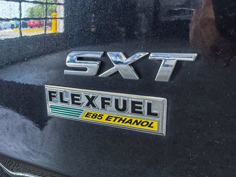 Used 2019 Dodge Grand Caravan SXT FWD image 9