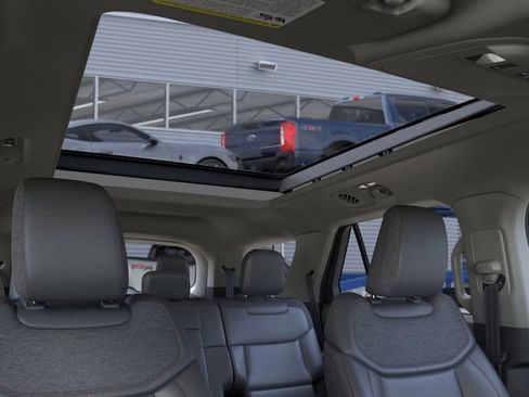 New 2026 Ford Explorer Active w/ Active Comfort Package image 22