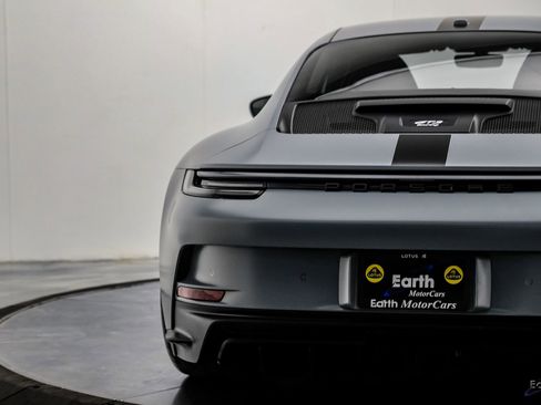 Used 2023 Porsche 911 GT3 RWD image 14