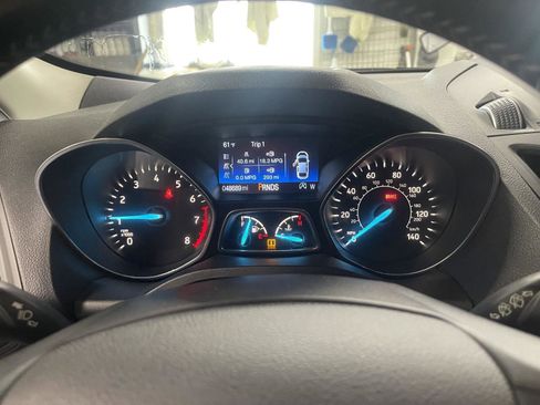 Used 2019 Ford Escape SE image 13