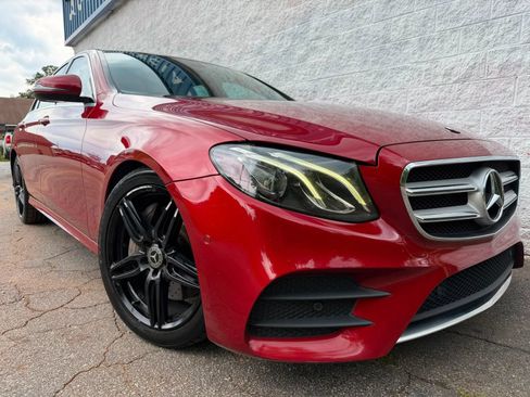 Used 2018 Mercedes-Benz E 300 image 1