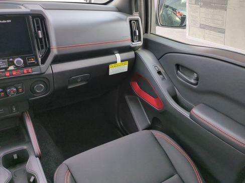 New 2026 Nissan Frontier Pro-X w/ Pro-X Convenience Package image 16