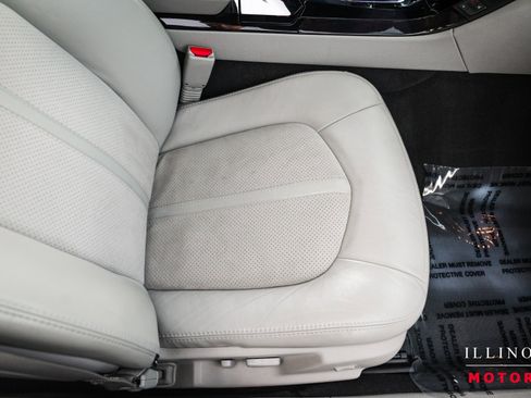Used 2011 Cadillac CTS V w/ Wood Trim Package RWD image 31
