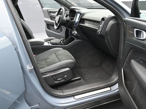 Used 2023 Volvo C40 P8 Recharge Ultimate w/ Protection Package Premier AWD/4WD image 15