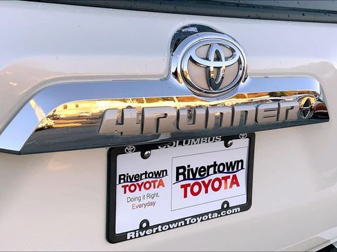 Used 2023 Toyota 4Runner Limited image 30