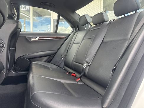 Used 2014 Mercedes-Benz C 250 Sedan image 25