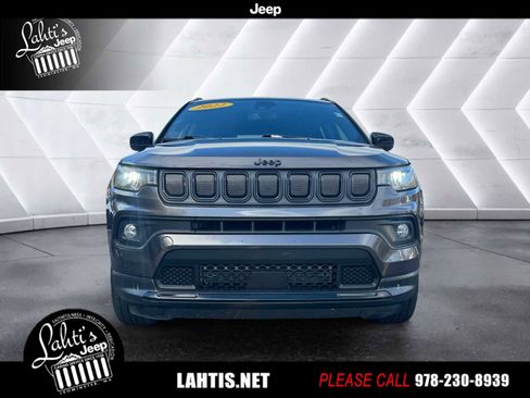 Certified 2022 Jeep Compass Altitude image 2