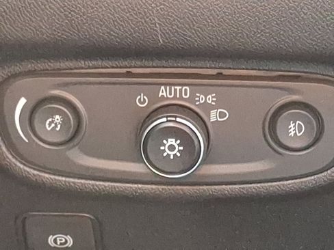 Used 2019 GMC Terrain Denali w/ Comfort Package image 24