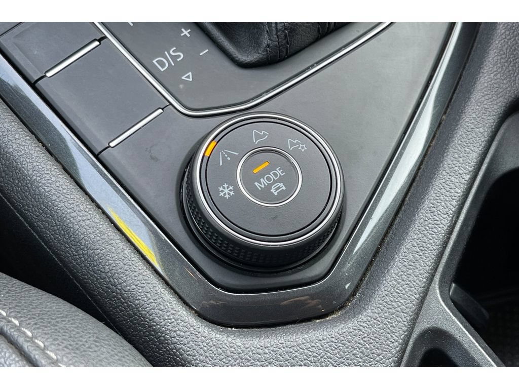 Used 2019 Volkswagen Tiguan SE AWD/4WD image 31
