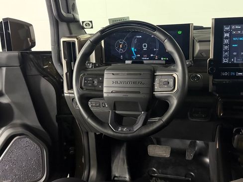 Used 2025 GMC Hummer EV 2X AWD/4WD image 33