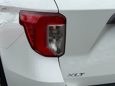 Certified 2024 Ford Explorer XLT w/ Equipment Group 202A AWD/4WD image 29