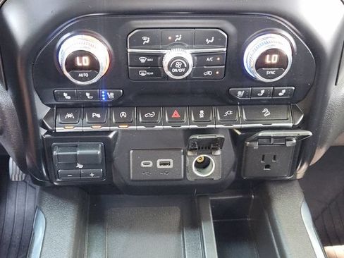 Used 2020 GMC Sierra 1500 AT4 w/ AT4 Premium Package AWD/4WD image 20