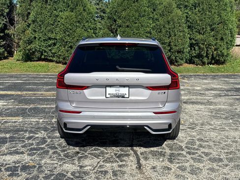 New 2026 Volvo XC60 B5 Ultra w/ Climate Package image 6