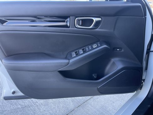 Certified 2024 Honda Civic Touring image 22