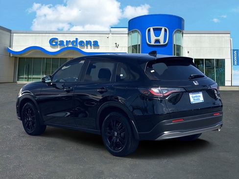 Certified 2026 Honda HR-V Sport image 4