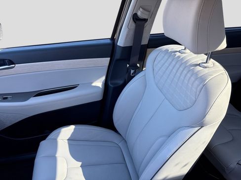 Used 2023 Hyundai Palisade Limited w/ Cargo Package AWD/4WD image 22